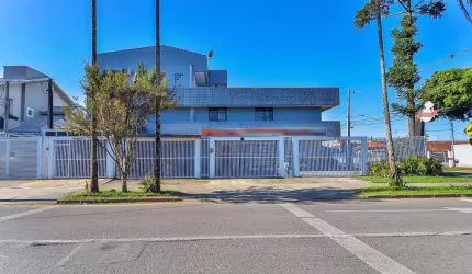Casa para Venda em São José dos Pinhais, Parque da Fonte, 1 dormitório, 4 suítes, 5 banheiros, 3 vagas