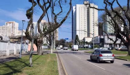 Terreno Comercial para Venda em Curitiba, Água Verde