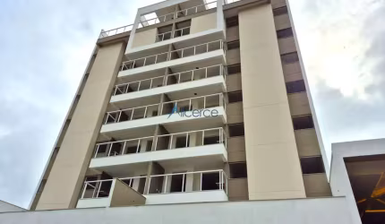 Apartamento Garden com 02 quartos, elevador e garagem em São Pedro.