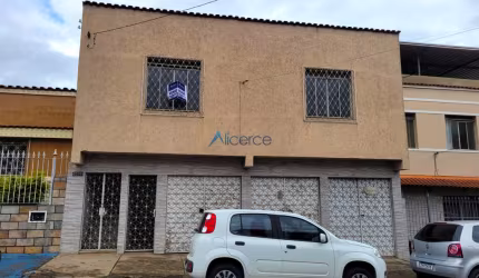 Apartamento individual tipo casa ou sobrado.