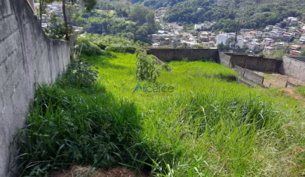 Terreno em um dos condomínios mais cobiçados da cidade, no Bosque Imperial!