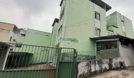 Apartamento térreo com 3 quartos no Cidade do Sol