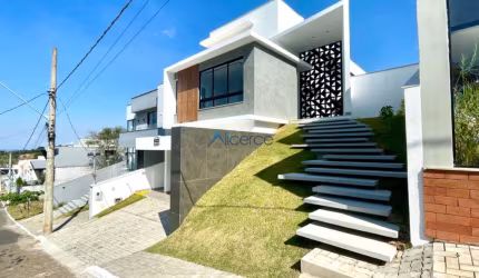 Casa de 04 suítes , 400m², Valor 2.100.000,00
