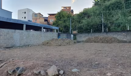 Excelente Lote para casa ou Edifícios!