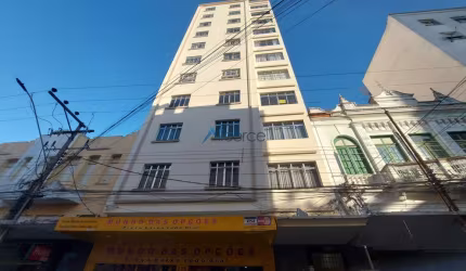 Apartamento 3 quartos para venda na Rua Halfeld