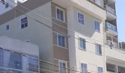 Cobertura duplex com excelente terraço, e apenas 2 lances de escada no São Pedro!