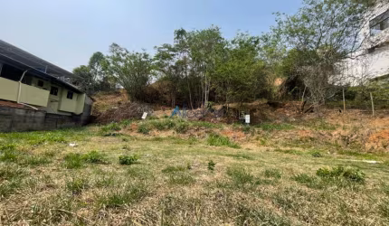 Lote/Terreno leve declive à Venda, 330 m² por R$ 300.000,00