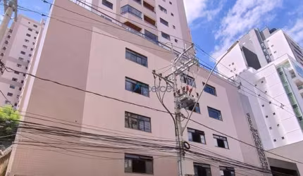 Apartamento com 02 quartos, elevador e 01 vaga de garagem em São Mateus