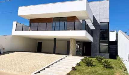Casa com 4 dormitórios à venda, 360 m² por R$ 2.390.000,00 - Portal do Aeroporto - Juiz de Fora/MG