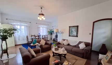 Casa pra quem busca espaço e segurança