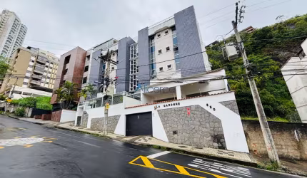 Apartamento com 2 Quartos e 1 banheiro à Venda, 63m² por R$ 275.000,00