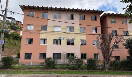 Apartamento de 3 quartos recém reformado