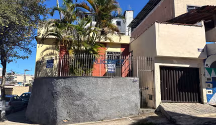 Casa 03 quartos , 01 suíte e 03 vagas - Valor 449.000,00