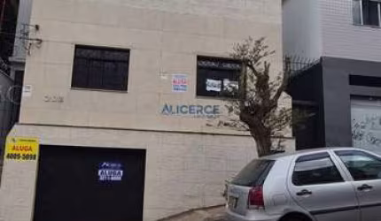 Casa Comercial ou Residencial com 110m².   Centro