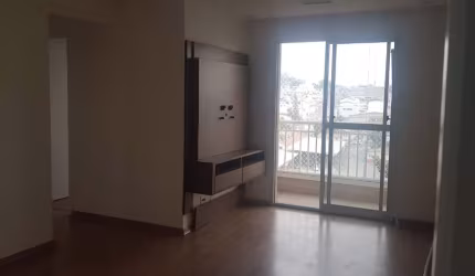 Apartamento reformado,em bom estado,com 3 quartos e suite