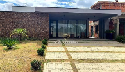 Casa com 4 dormitórios à venda, 304 m² por R$ 2.500.000,00 - Condomínio Villas do Golfe - Itu/SP