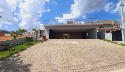 Casa com 3 dormitórios à venda, 400 m² por R$ 2.380.000,00 - Condominio Portal dos Bandeirantes - Salto/SP