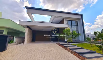 Casa com 3 dormitórios à venda, 183 m² por R$ 2.200.000,00 - Condominio Portal dos Bandeirantes - Salto/SP