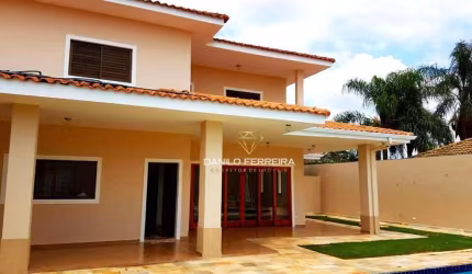 Casa Espetacular de 5 Suítes no Condomínio Flora Ville em Boituva, SP
