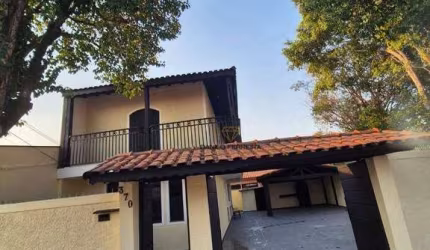 Casa com 3 dormitórios à venda, 250 m² por R$ 900.000 - Jardim Alice - Indaiatuba/SP