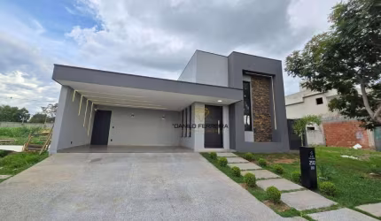 Casa com 3 dormitórios à venda, 206 m² por R$ 1.540.000,00 - Condomínio Residencial Una - Itu/SP