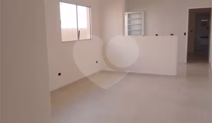 Casa com 2 quartos à venda em Reneville - SP