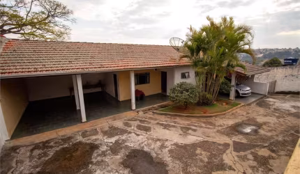Chácara com 3 quartos à venda em Jardim Cruzeiro - SP