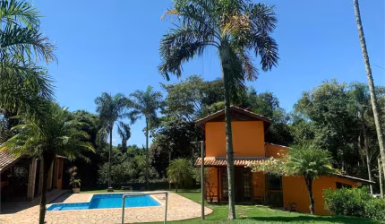 Chácara com 4 quartos à venda em Saboó - SP