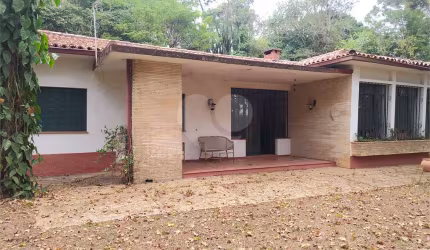 Chácara com 5 quartos à venda em Centro (mailasqui) - SP
