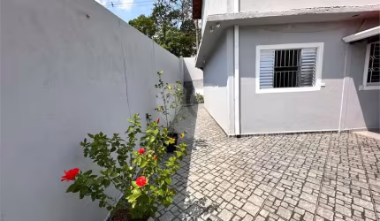 Casa com 2 quartos à venda em Paisagem Colonial - SP