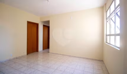 Apartamento com 2 quartos para locação em Centro - SP