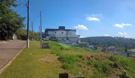 Condomínio com 1 quartos à venda em Taipas De Pedras (mailasqui) - SP