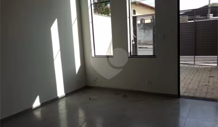 Casa com 3 quartos à venda ou para locação em Vila Mike - SP