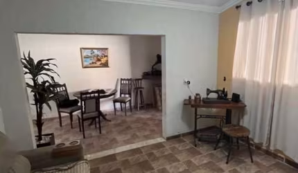 Casa para Venda em Campinas, Conjunto Habitacional Vida Nova, 3 dormitórios, 2 banheiros, 2 vagas
