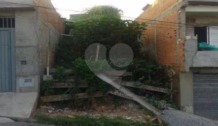 Terreno à venda em Parque Das Cigarreiras - SP