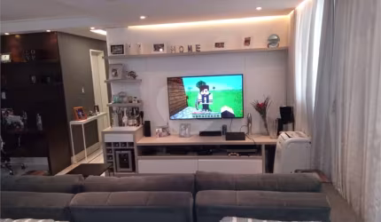 Apartamento com 3 quartos à venda em Vila Suzana - SP