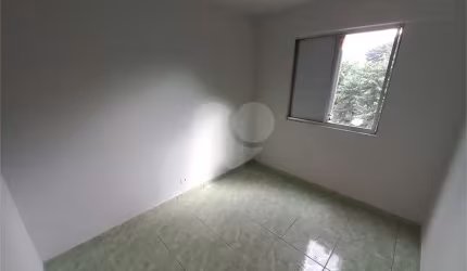 Apartamento com 2 quartos à venda em Jardim Catanduva - SP