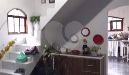 Sobrado com 3 quartos à venda em Jardim Três Marias - SP