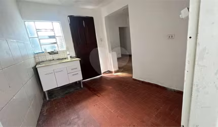 Casa com 1 quartos para locação em Jardim São Salvador - SP