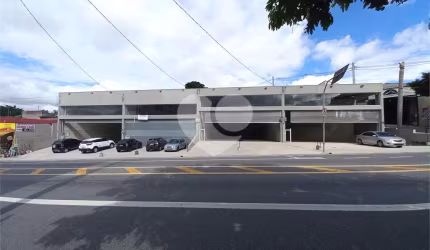 Loja para locação em Pirajussara - SP