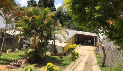Chácara com 3 quartos à venda em Centro - SP