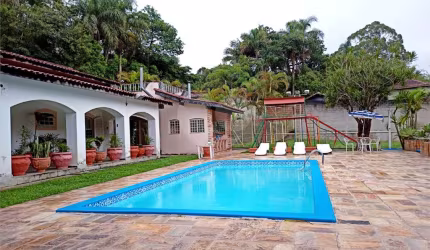 Chácara com 4 quartos à venda em Parque Realeza - SP