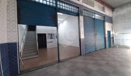 Salão Comercial para locação em Jardim Ana Maria - SP