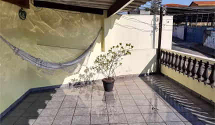Sobrado com 3 quartos à venda em Jardim Guayana - SP