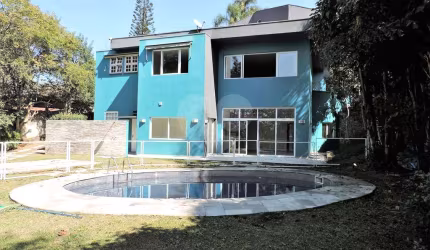 Condomínio com 6 quartos à venda ou para locação em Jardim Marilu - SP