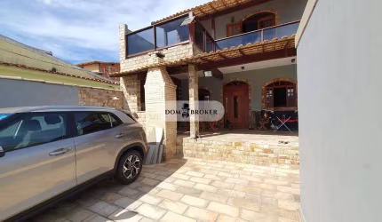 EXCELENTE TRIPLEX COM VISTA PARA PRAIA DOS ANJOS