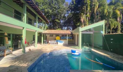 Casa à venda no Jardim Pernambuco 2, 4 Suítes, 4 Vagas.