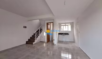 Casa com 2 dormitórios à venda, 110 m² por R$ 370.000,00 - Jardim Helena Maria - Guarujá/SP