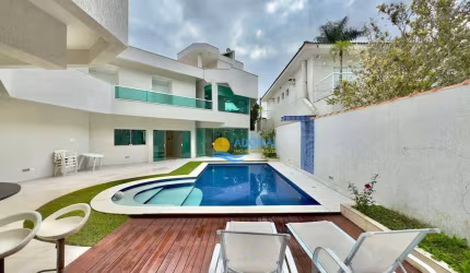 Casa com 5 dormitórios à venda, 560 m² por R$ 2.790.000,00 - Balneário Praia do Pernambuco - Guarujá/SP
