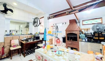 Casa com 3 dormitórios à venda, 150 m² por R$ 700.000,00 - Jardim Astúrias - Guarujá/SP